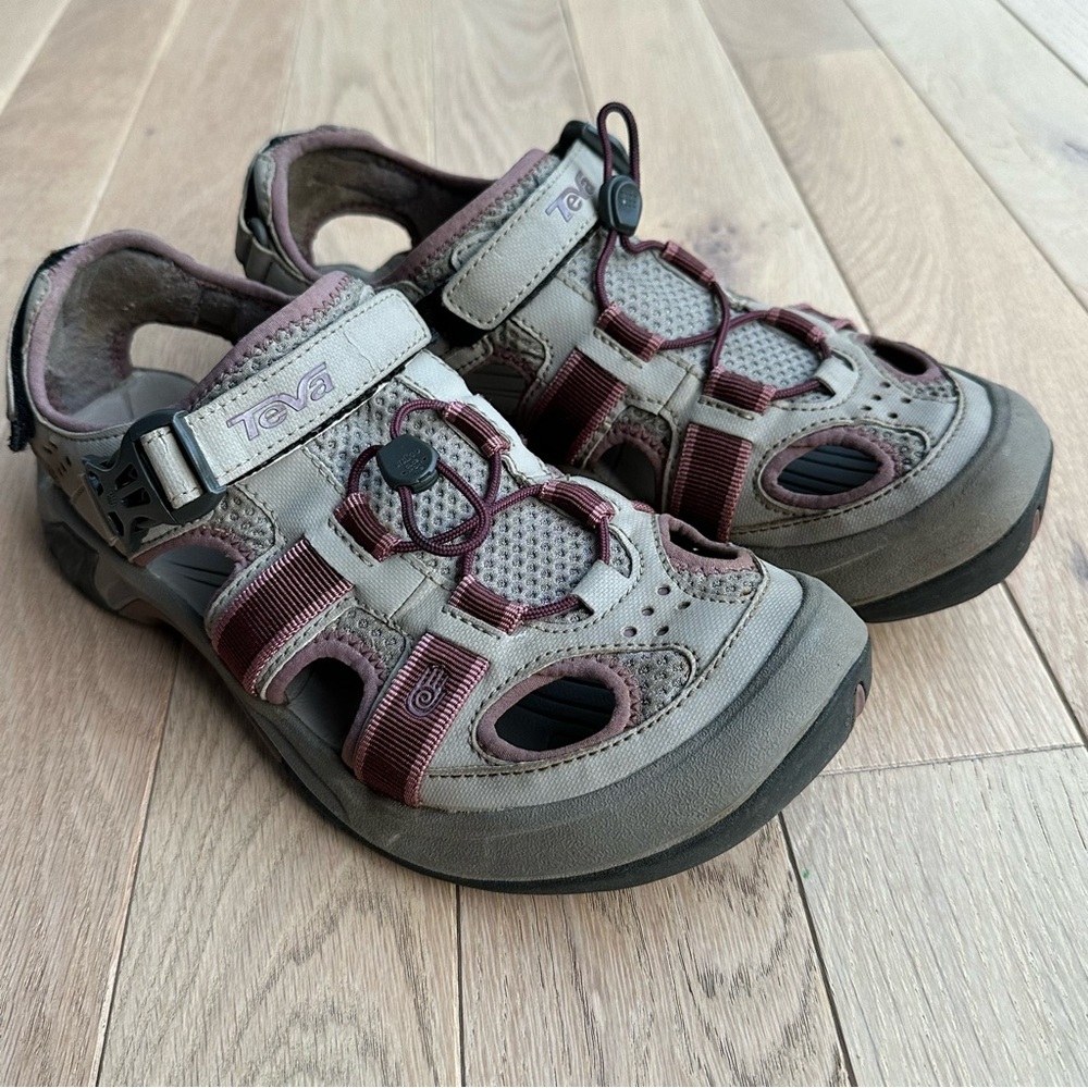TEVA Omnium Sandals
